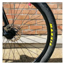 Custom Collective X Bikelife C100 Rouge Vermillon 2022 20 Custom Collective X Bikelife C100 Rouge Vermillon 2022 -Magasin De Vélos collective bikes c100 orange 2