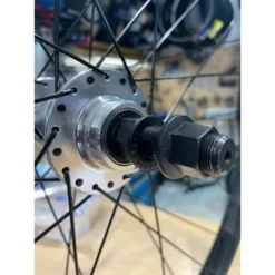 Roue Arrière GT 29" HERITAGE Noire-polie 11 Roue Arrière GT 29" HERITAGE Noire-polie -Magasin De Vélos roue arriere gt 29 heritage noire polie 3