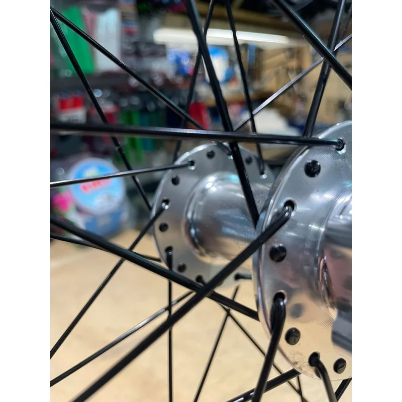 Roue Arrière GT 29" HERITAGE Noire-polie 8 Roue Arrière GT 29" HERITAGE Noire-polie – Image 6