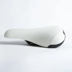 Selle BIKELIFE Grippie Blanche -Magasin De Vélos selle bikelife grippie blanche 2